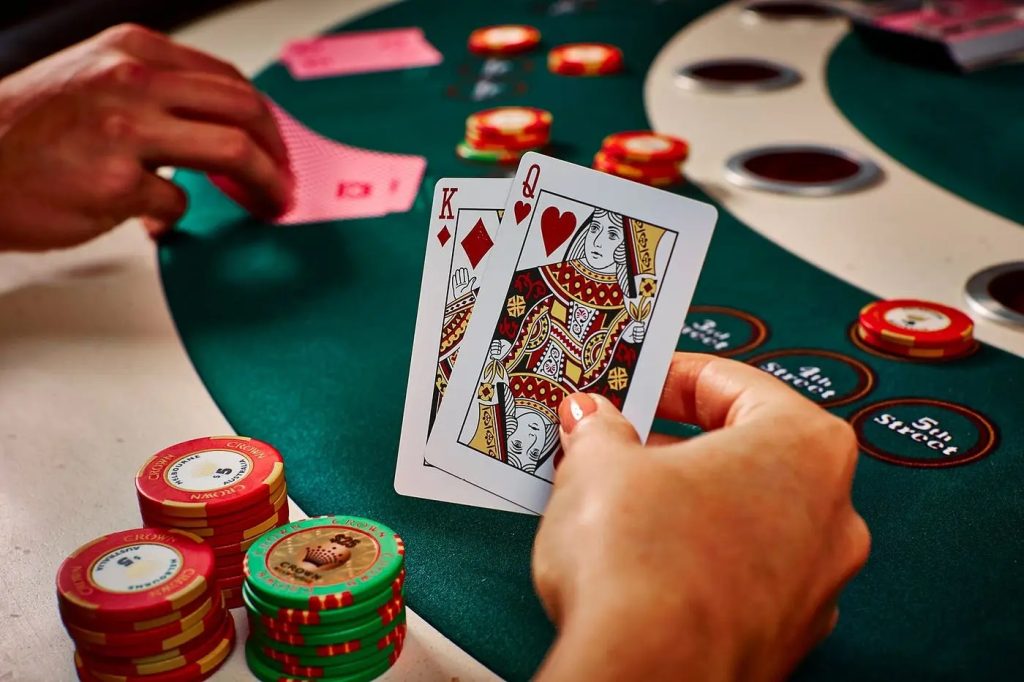 The Evolution of Baccarat: What Sets It Apart in Online Gaming?